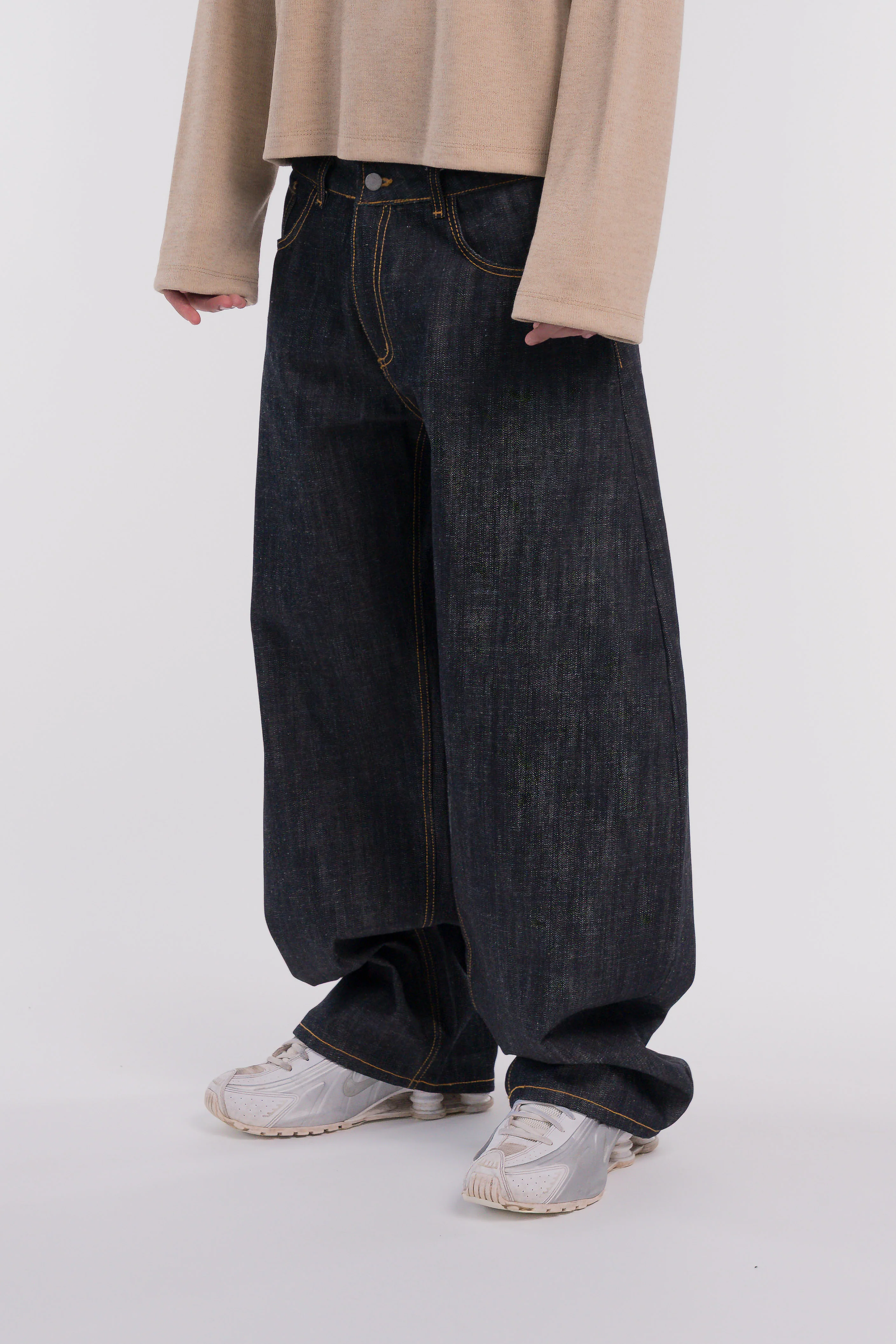 Balloon Pants Raw Denim Blue - Image 3